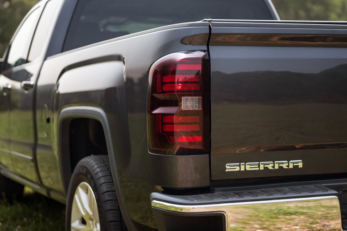 14-18 GMC Sierra 1500 XB LED Tail Lights (Red)