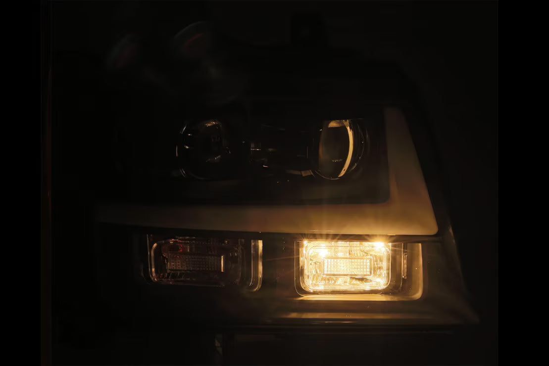 07-14 Chevrolet Tahoe Luxx Headlights