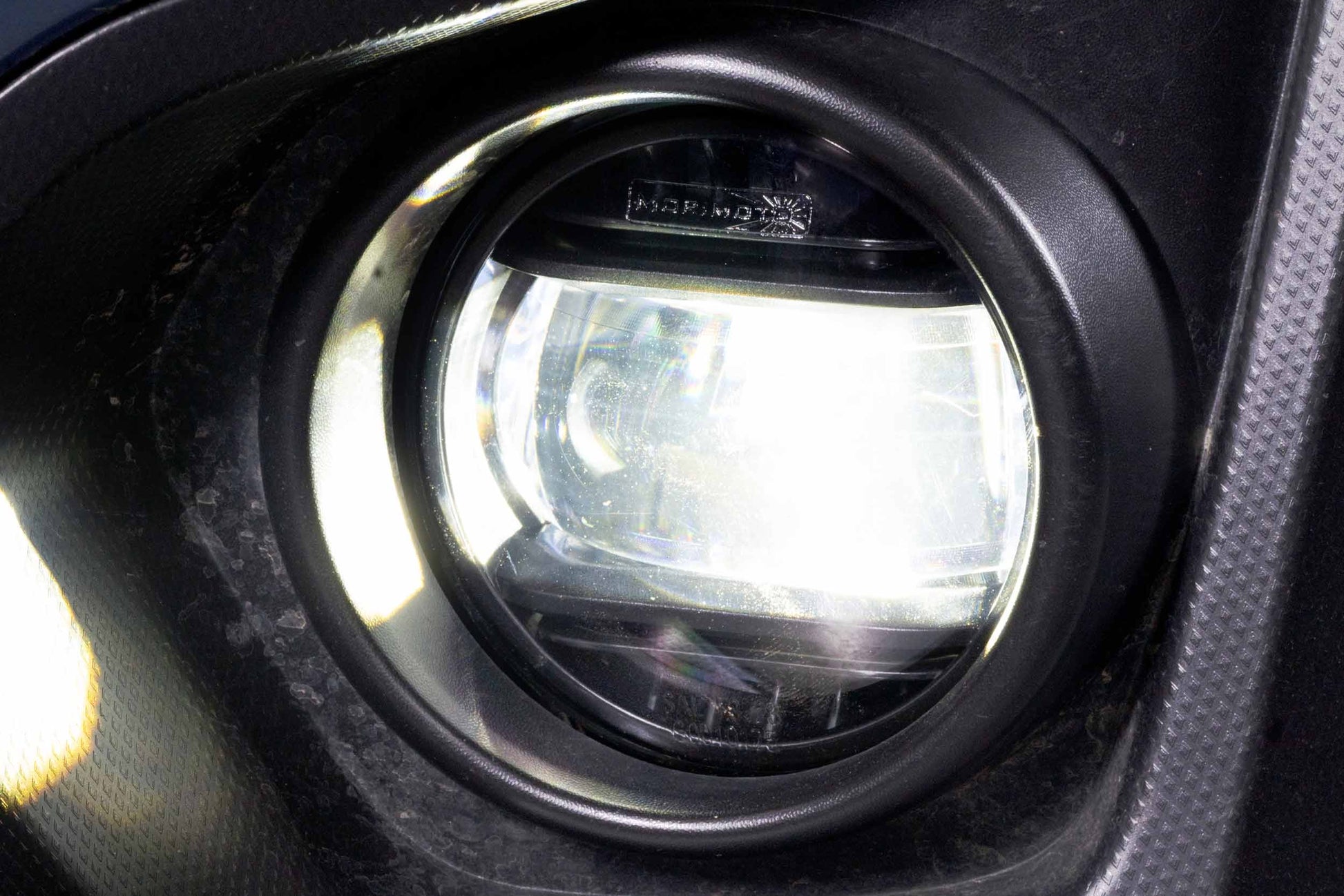 XB Evo+ Fog Lights: Type S (White + Yellow / Set)