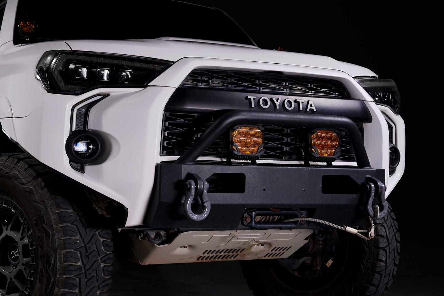 XB Evo+ Fog Lights: Type T (White + Yellow / Set)