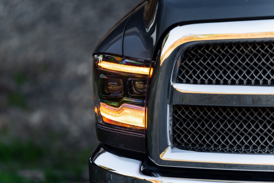 16-18 Dodge Ram 1500 XB LED Headlights ( AMBER DRL )