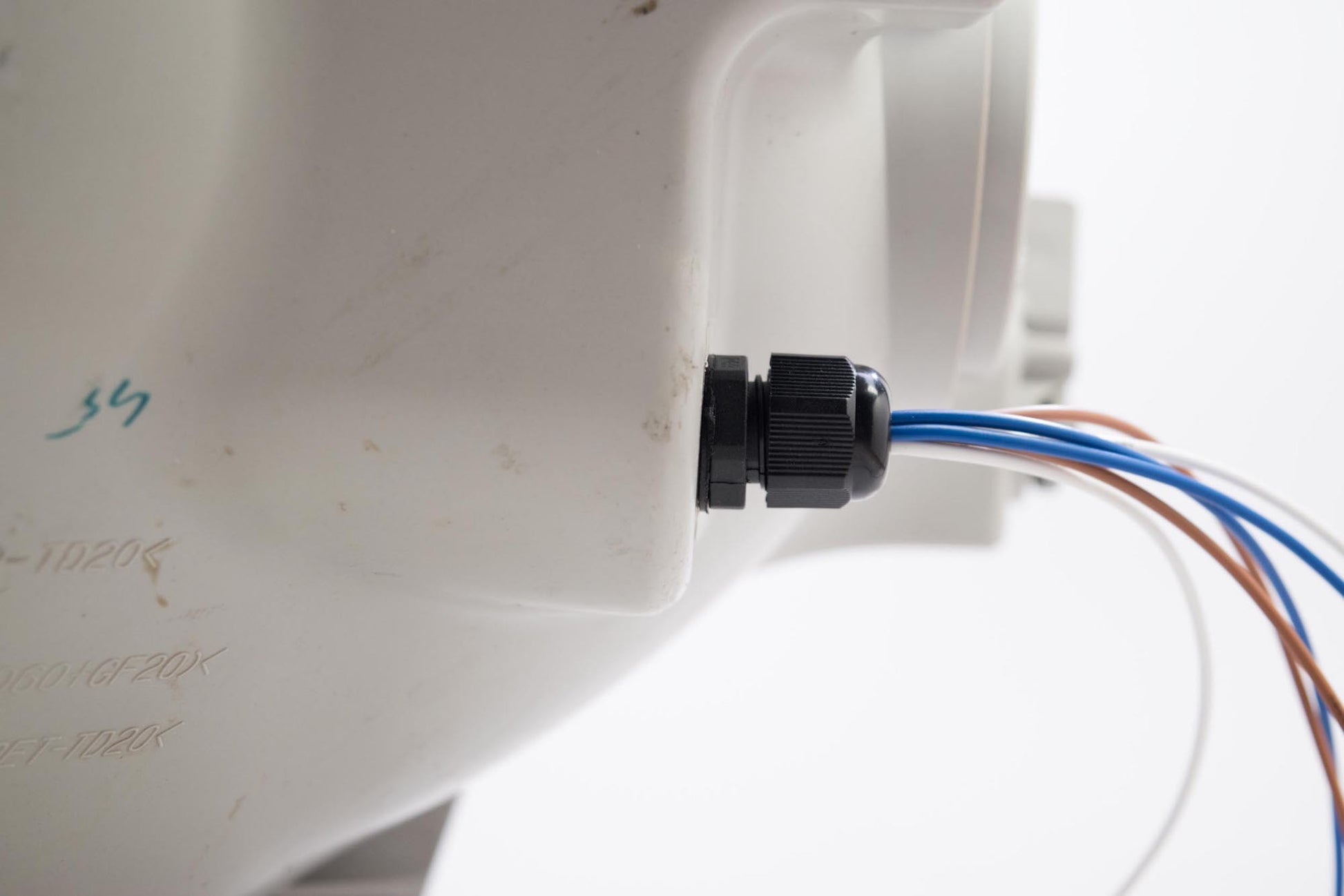 Cable Gland: 11mm