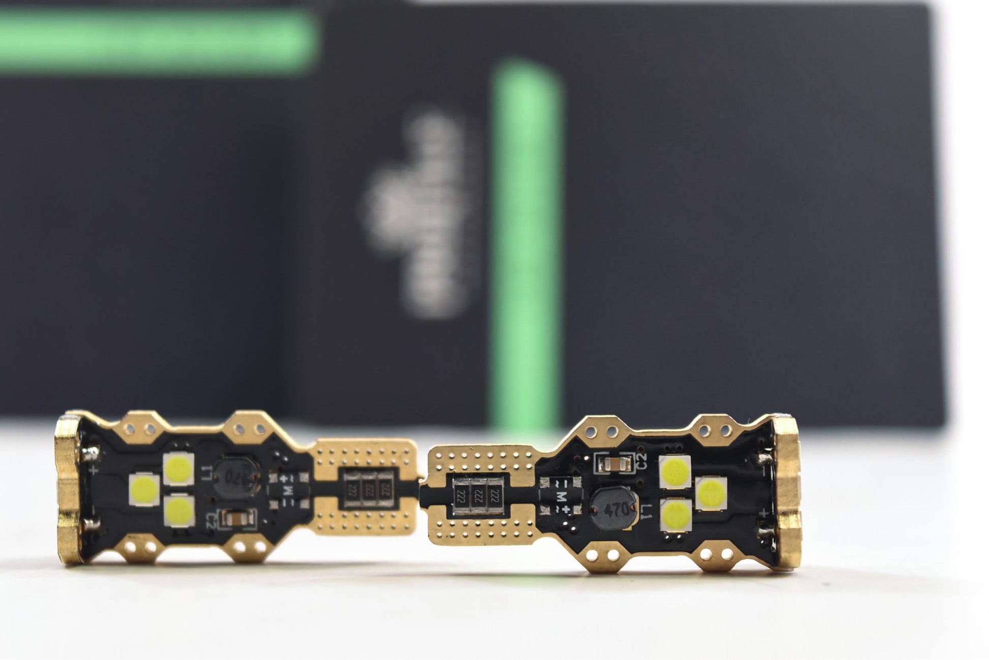 921/T15: Profile Crown 1.0 (Gold / Pair)
