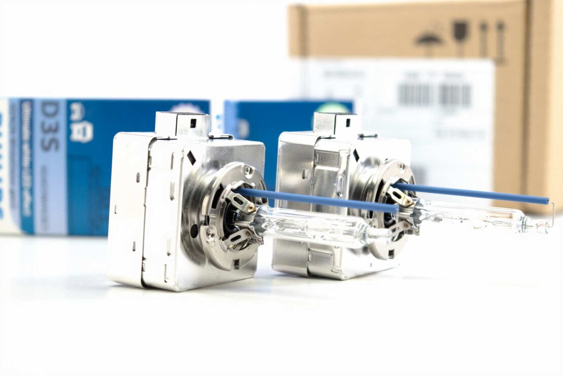 D3S: Philips 42403 WHV2 White Vision
