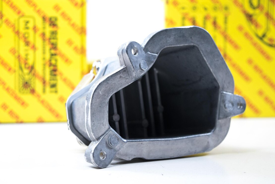 OE Replacement: BMW F10/F18 Turn Signal Module (LH)