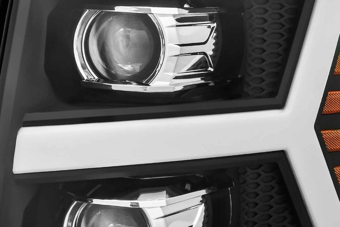 07-13 Chevrolet Silverado Luxx Headlights