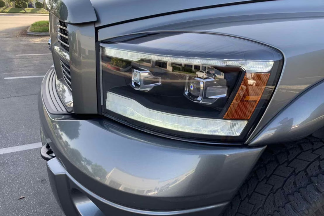 06-08 Dodge Ram Luxx Headlights