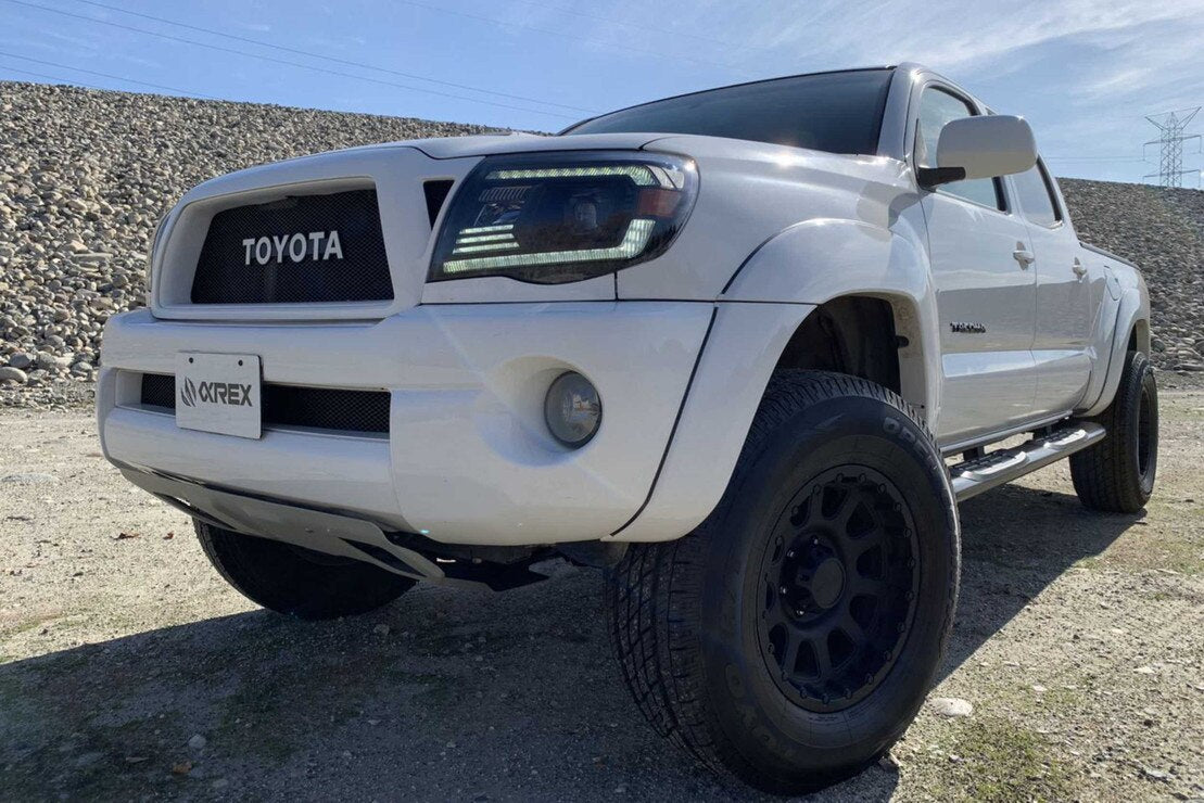 05-11 Toyota Tacoma Pro Headlights