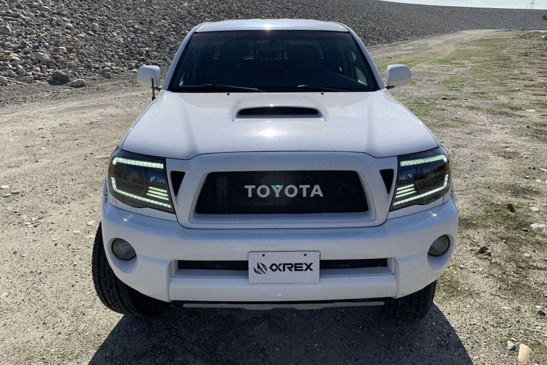 05-11 Toyota Tacoma Pro Headlights