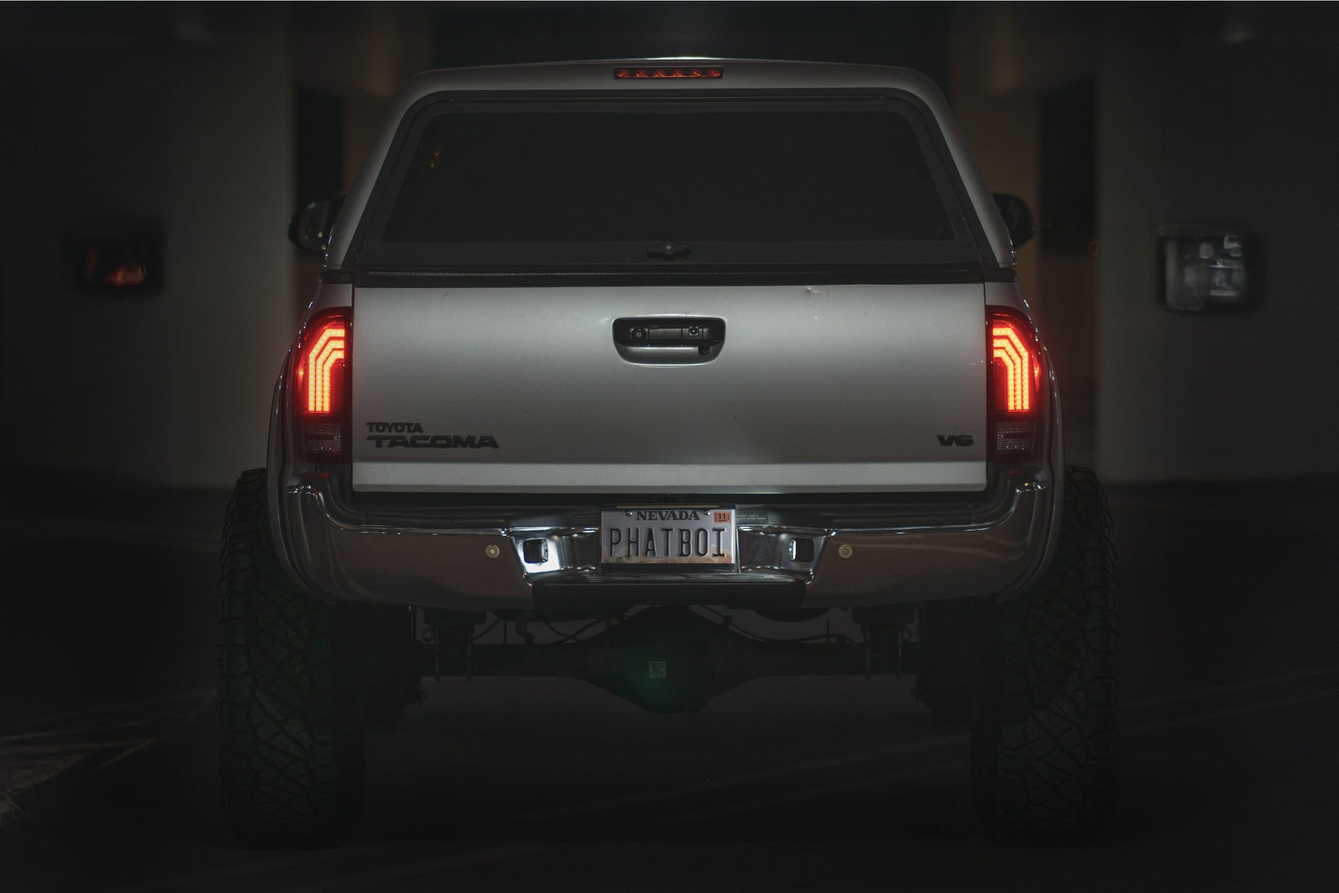 XB LED Tail Lights: Toyota Tacoma (05-15 / Red Lens / Set)